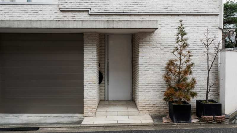 The Hidden Dangers of Garage Door Issues inLethbridge