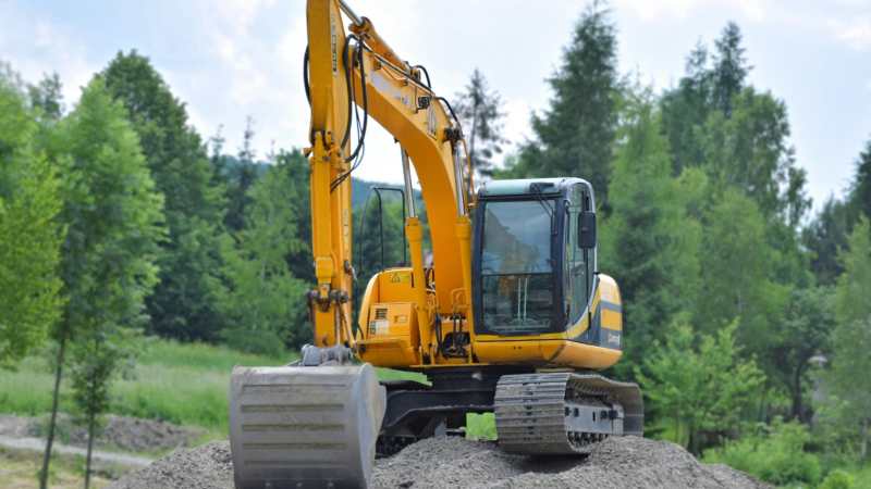 Excavators: A Full Guide to Functions, Types, & Applications